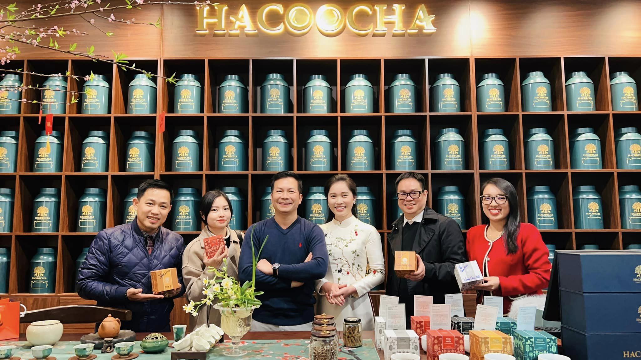 Hacoocha showroom